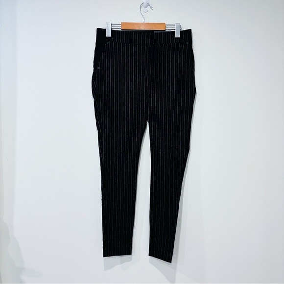 MAURICES Pull on skinny ankle black striped pants - Picture 2 of 9